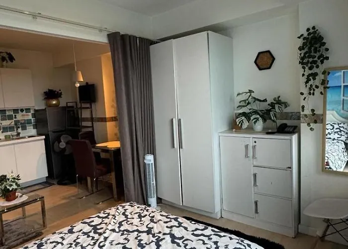 Апартаменты Jules Cozy Staycay Ii Манила